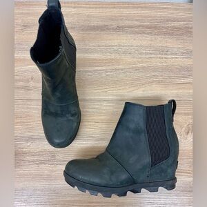 Sorel Joan of Arctic Wedge Chelsea Boots Solid Black Women’s Size 8.5